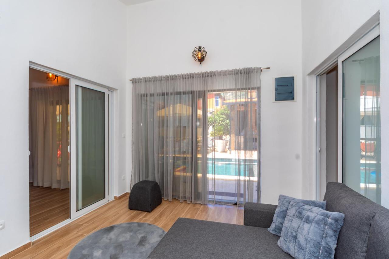 Apartman Sara Bar Exterior foto